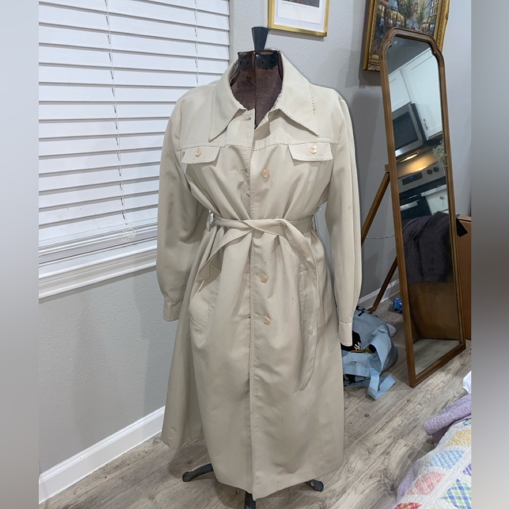 Vintage khaki varsity trench coat